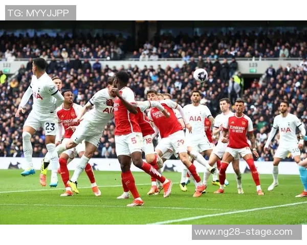 西甲激战：那不勒斯与利物浦战成平局战术分析引发热议