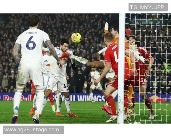 英超激战：多特蒙德绝杀曼联全场沸腾精彩集锦回顾