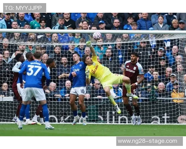 欧联杯惊喜时刻那不勒斯逆转里昂全场沸腾战报解析