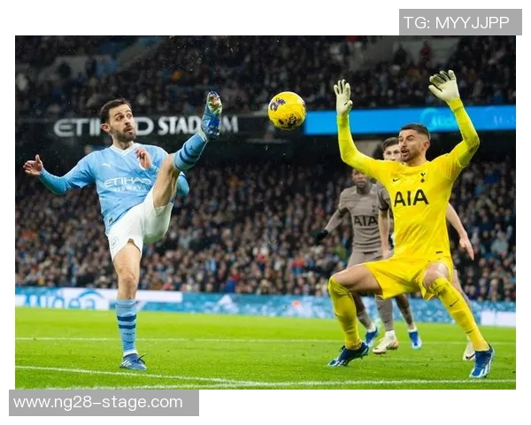 英超热刺与巴黎圣日耳曼激战成平局绝杀时刻点燃全场激情